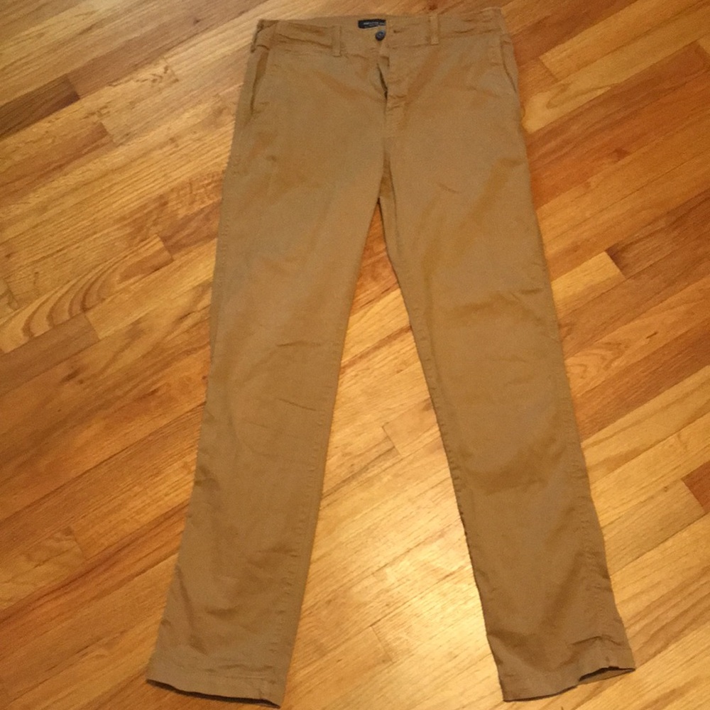 American eagle khakis